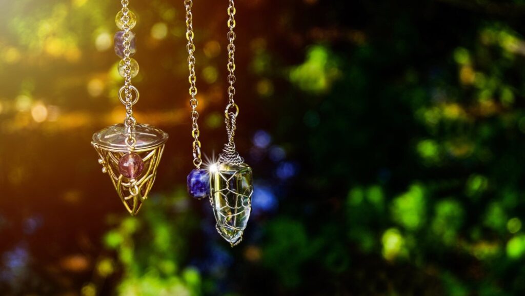 Pendule Egyptien pour la divination