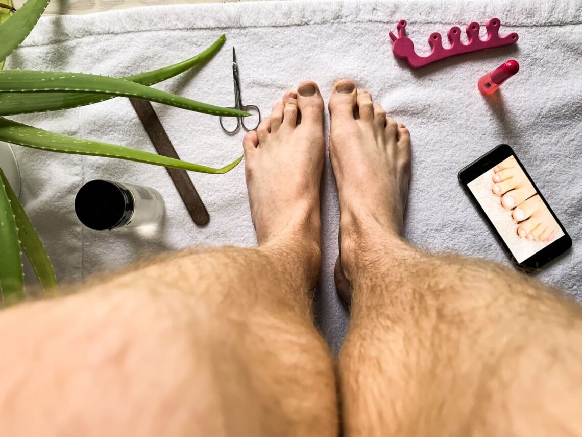 Pedicure pour homme à domicile